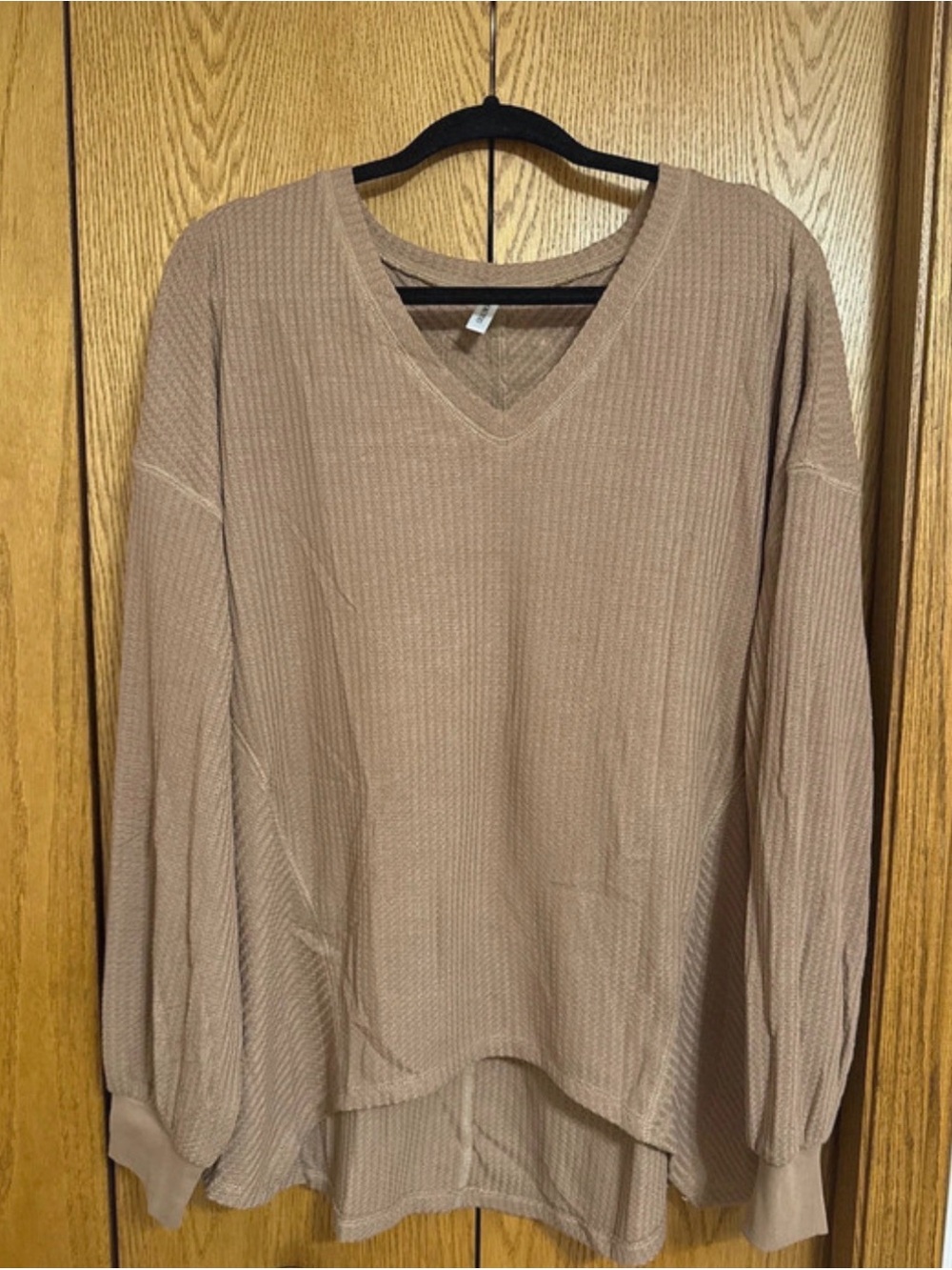 Waffle knit VNeck shirt